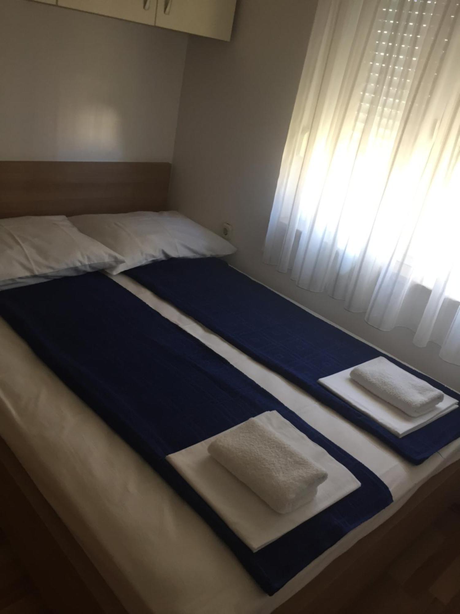 Apartments Vidovic Povljana Szoba fotó